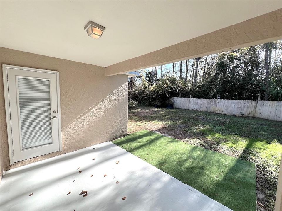 En Renta: $1,550 (3 camas, 2 baños, 1302 Pies cuadrados)