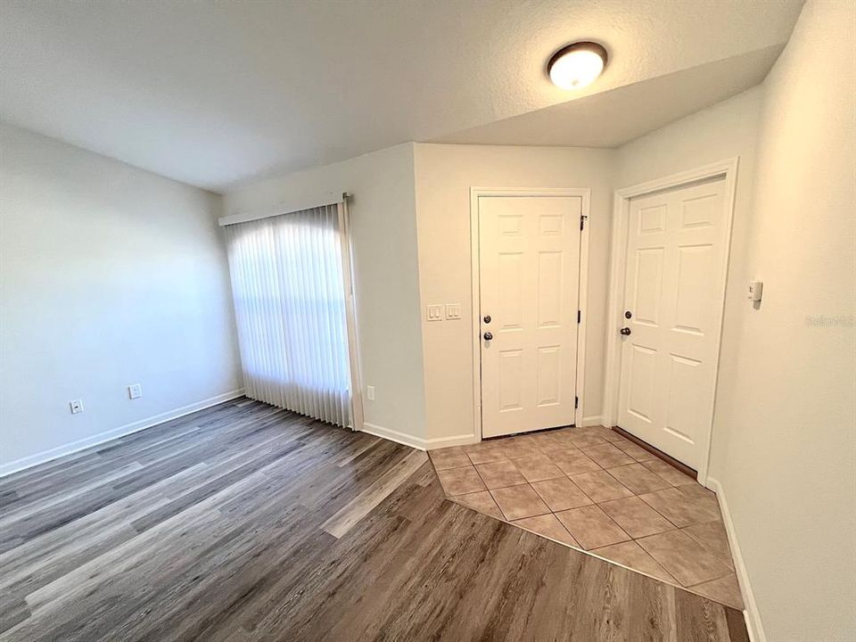 En Renta: $1,550 (3 camas, 2 baños, 1302 Pies cuadrados)