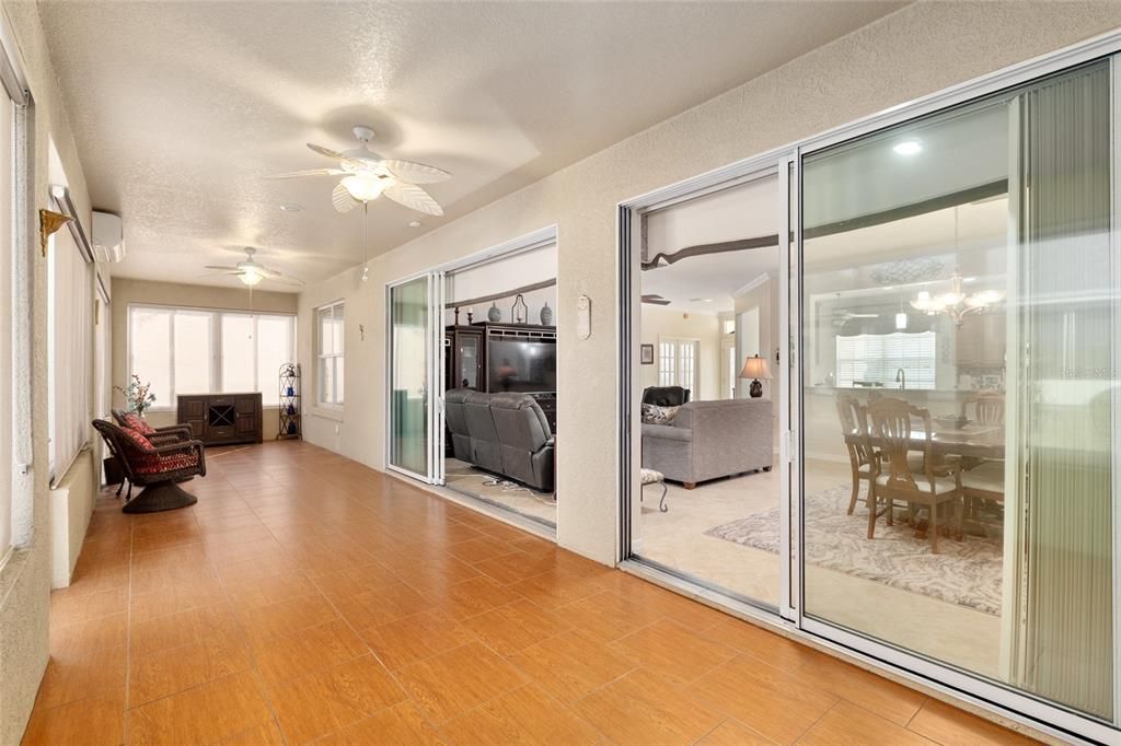 For Sale: $355,500 (2 beds, 2 baths, 1870 Square Feet)