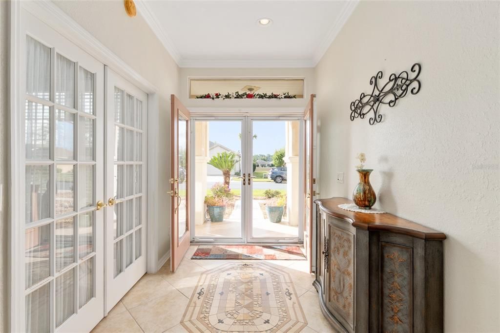 For Sale: $355,500 (2 beds, 2 baths, 1870 Square Feet)