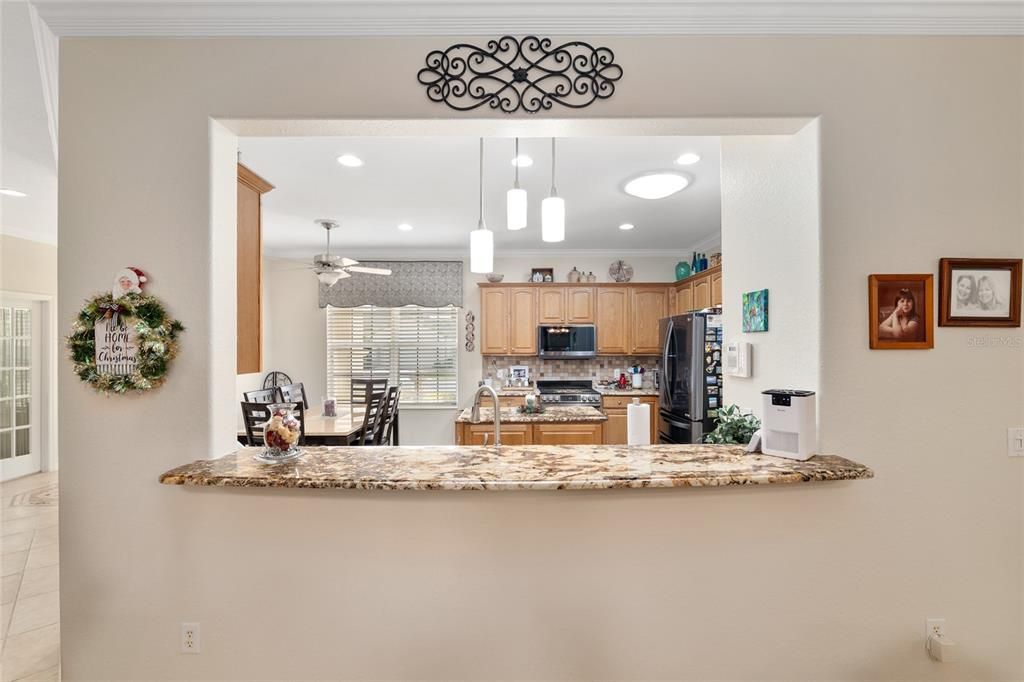 For Sale: $355,500 (2 beds, 2 baths, 1870 Square Feet)