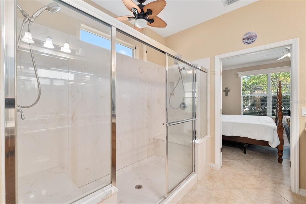 For Sale: $355,500 (2 beds, 2 baths, 1870 Square Feet)