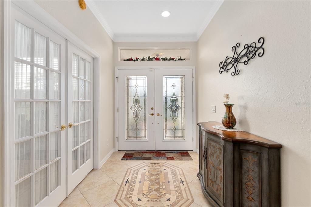 For Sale: $355,500 (2 beds, 2 baths, 1870 Square Feet)