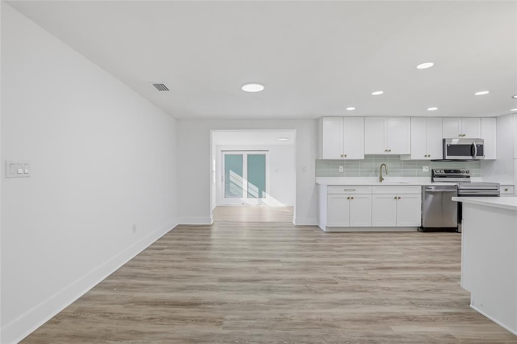 待售: $399,900 (3 贝兹, 2 浴室, 1692 平方英尺)