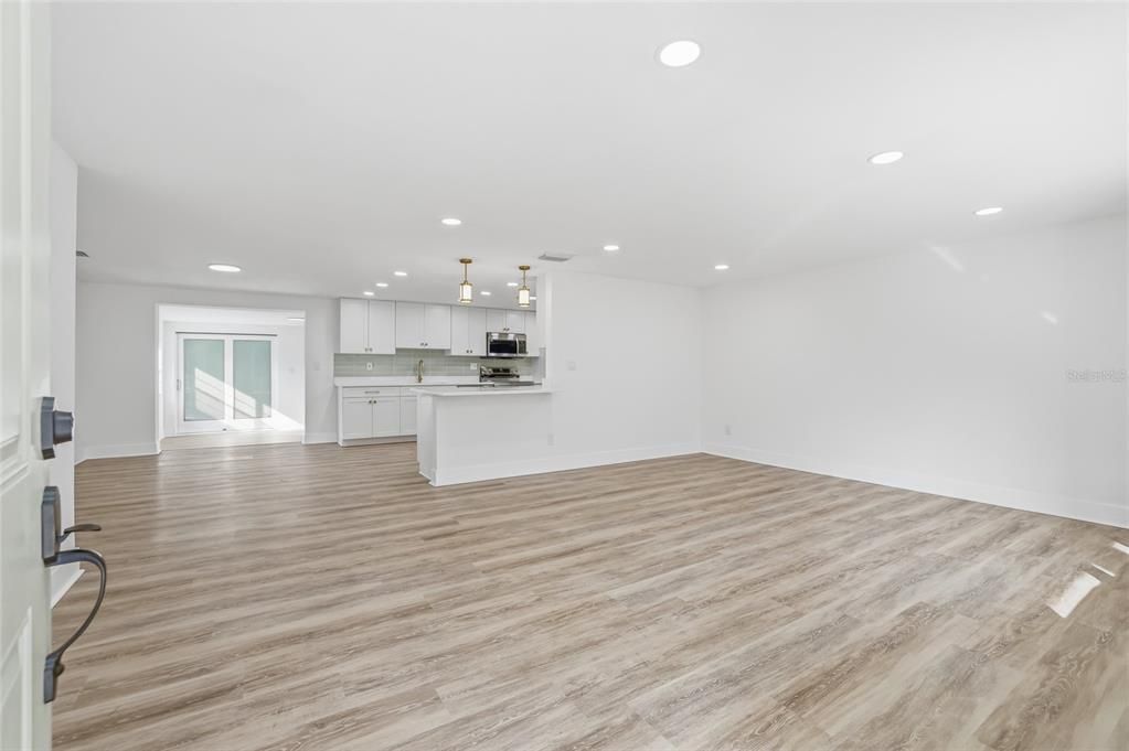 待售: $399,900 (3 贝兹, 2 浴室, 1692 平方英尺)