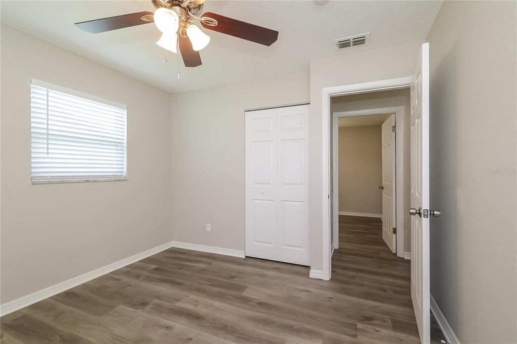 For Rent: $1,985 (4 beds, 2 baths, 1581 Square Feet)