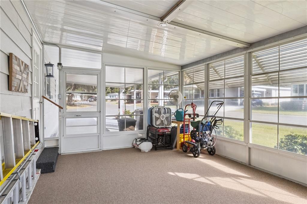 For Sale: $142,500 (2 beds, 2 baths, 1370 Square Feet)