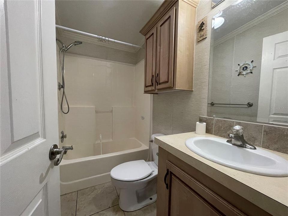 For Sale: $315,000 (3 beds, 2 baths, 1620 Square Feet)