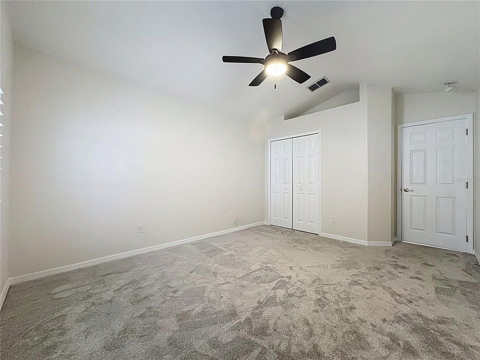 For Sale: $365,000 (2 beds, 2 baths, 1422 Square Feet)