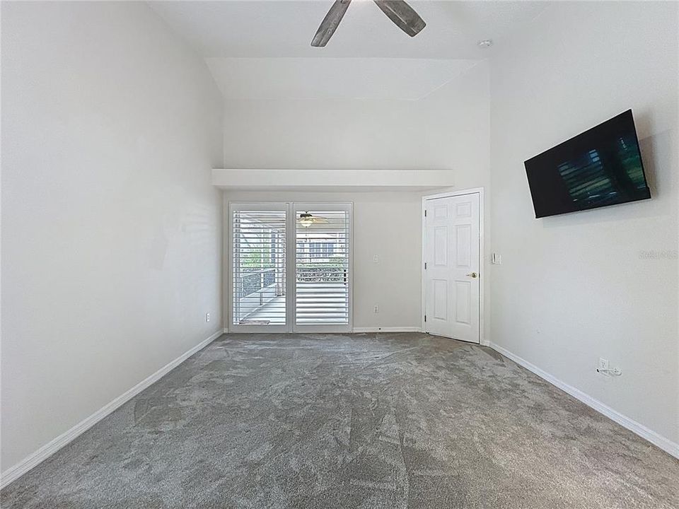 For Sale: $365,000 (2 beds, 2 baths, 1422 Square Feet)