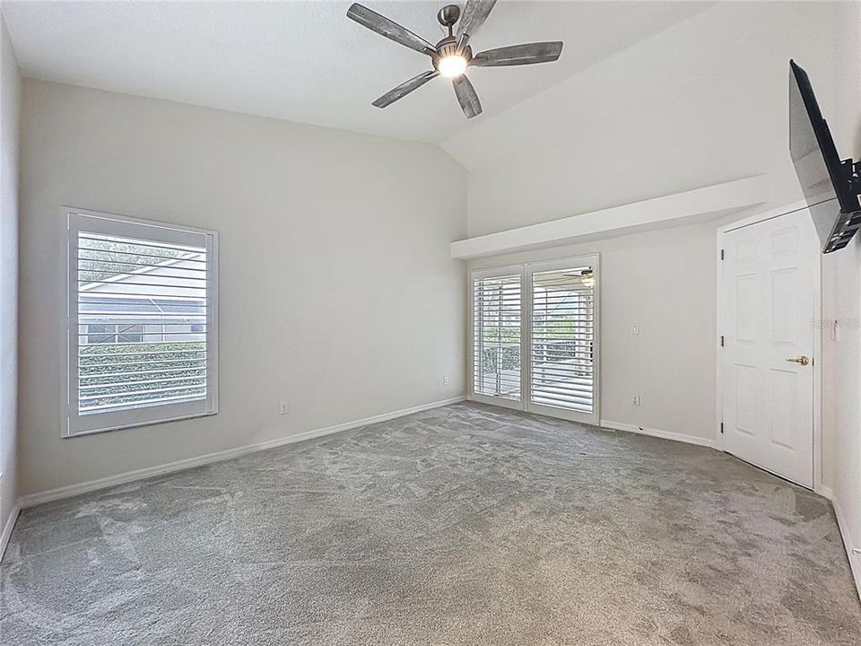 For Sale: $365,000 (2 beds, 2 baths, 1422 Square Feet)