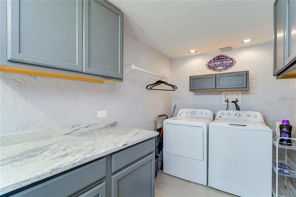 For Rent: $3,200 (3 beds, 2 baths, 1614 Square Feet)