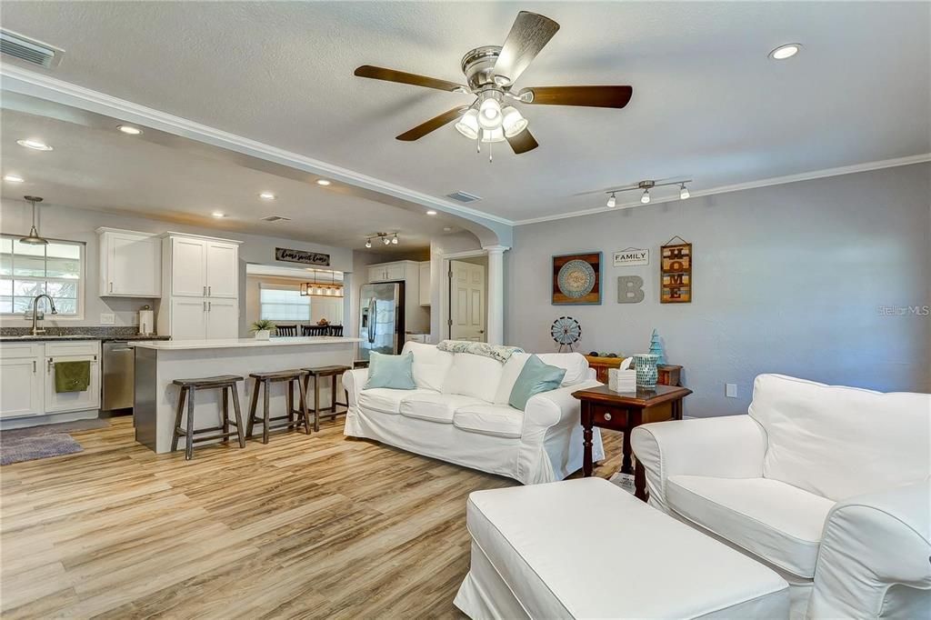 For Rent: $3,200 (3 beds, 2 baths, 1614 Square Feet)