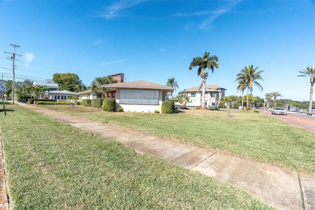 En Venta: $1,600,000 (2 camas, 1 baños, 1904 Pies cuadrados)