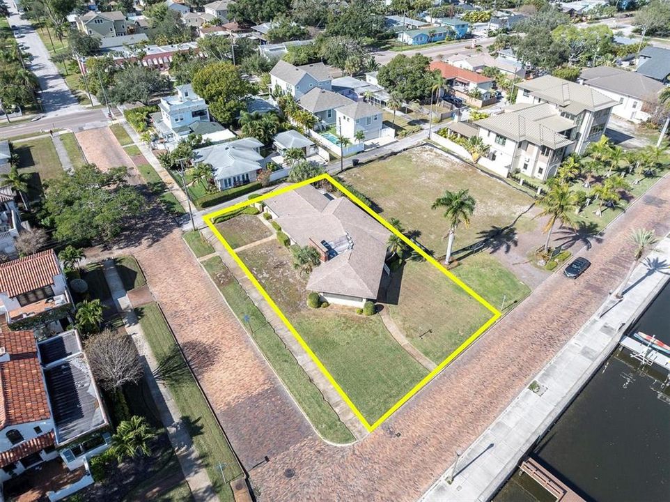 En Venta: $1,600,000 (2 camas, 1 baños, 1904 Pies cuadrados)