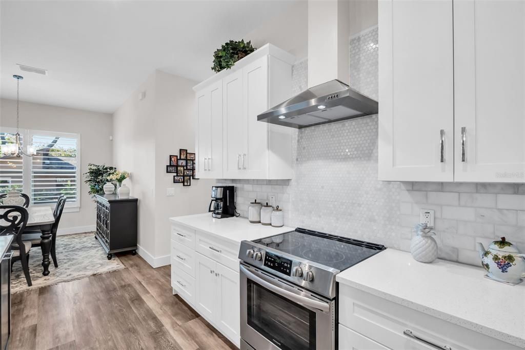 待售: $775,000 (3 贝兹, 2 浴室, 2093 平方英尺)