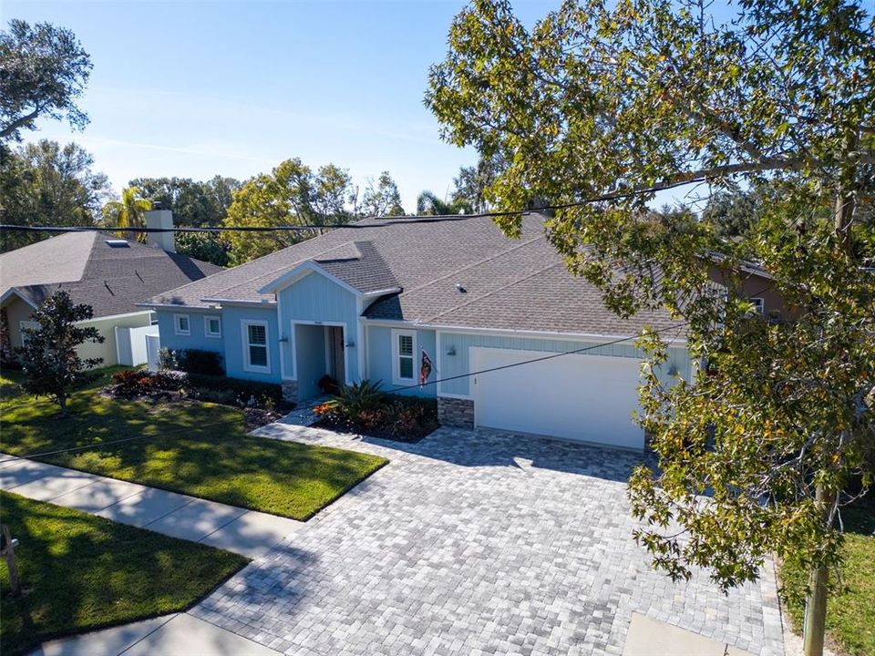 待售: $775,000 (3 贝兹, 2 浴室, 2093 平方英尺)