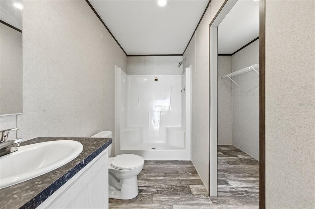 For Sale: $255,000 (3 beds, 2 baths, 1512 Square Feet)