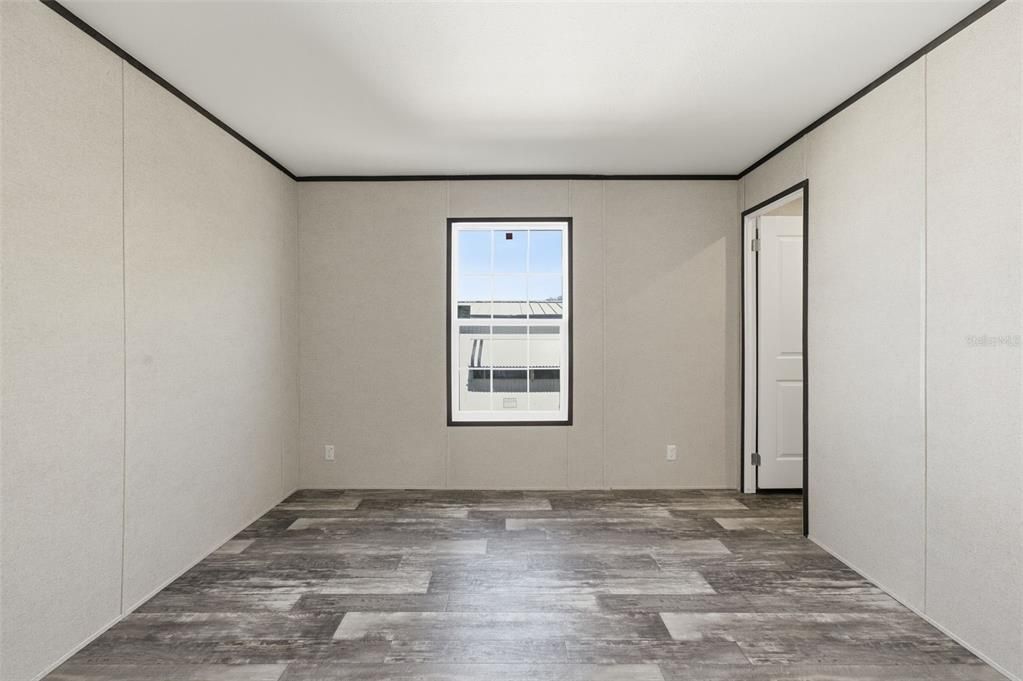 For Sale: $255,000 (3 beds, 2 baths, 1512 Square Feet)