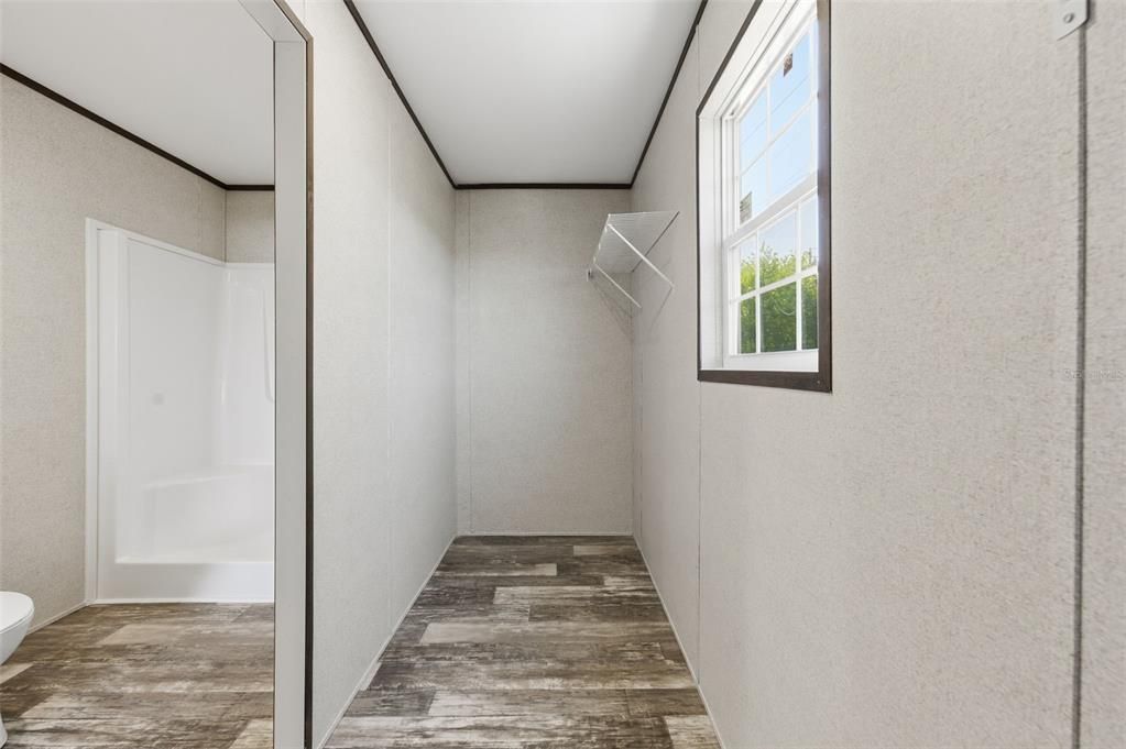 For Sale: $255,000 (3 beds, 2 baths, 1512 Square Feet)