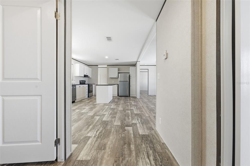 For Sale: $255,000 (3 beds, 2 baths, 1512 Square Feet)