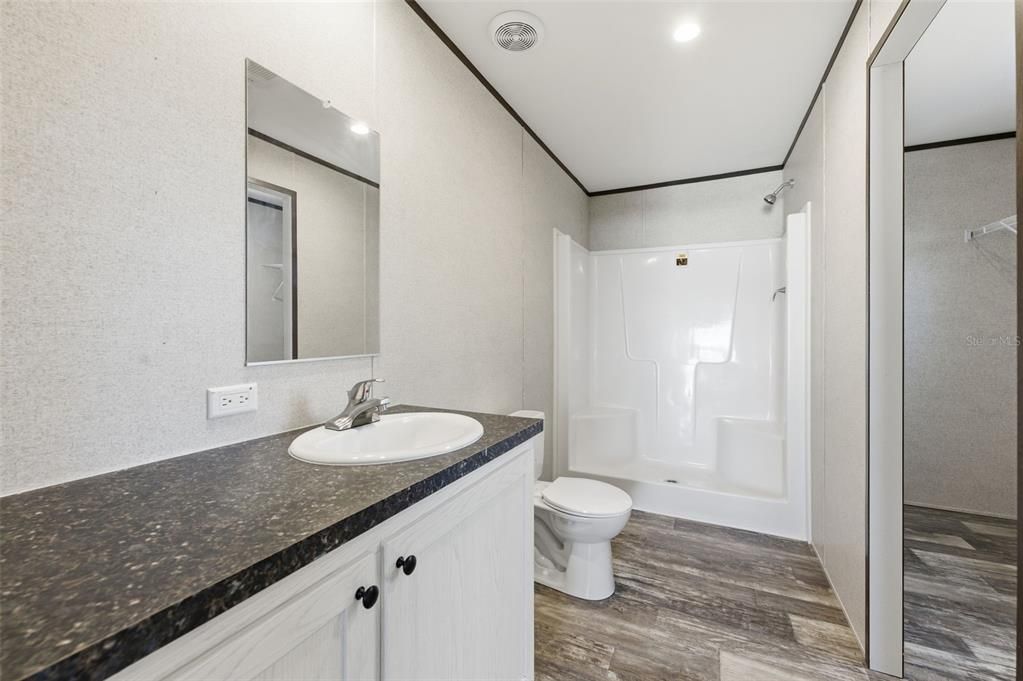 For Sale: $255,000 (3 beds, 2 baths, 1512 Square Feet)