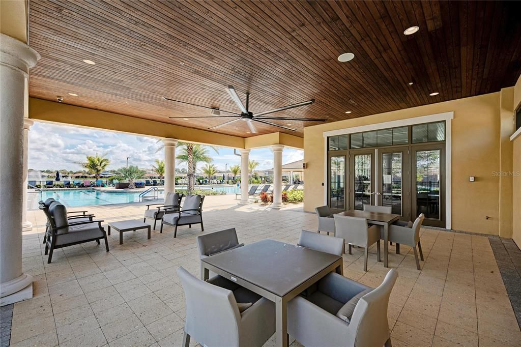 For Sale: $364,900 (2 beds, 2 baths, 1432 Square Feet)