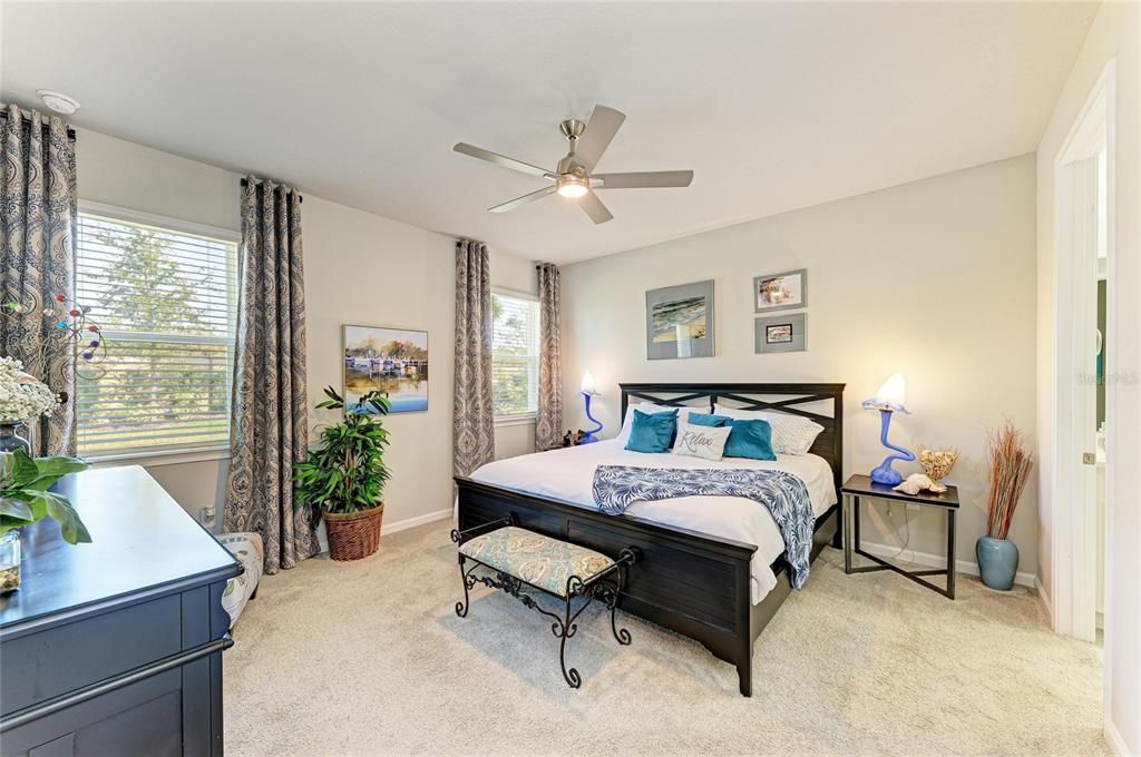 For Sale: $364,900 (2 beds, 2 baths, 1432 Square Feet)