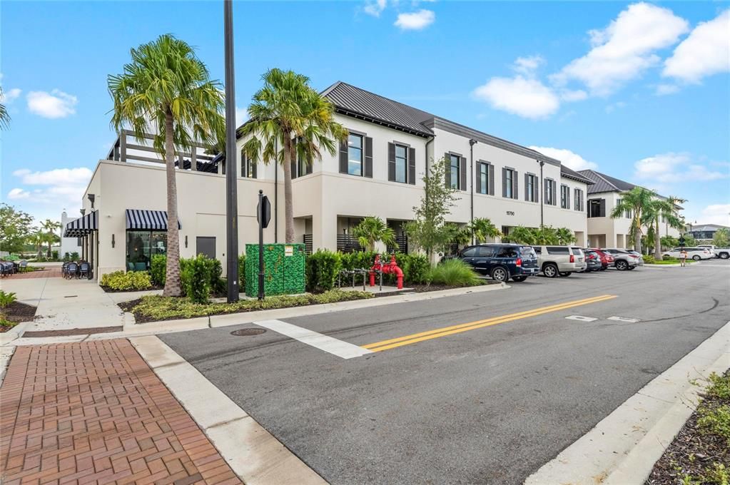 For Sale: $364,900 (2 beds, 2 baths, 1432 Square Feet)