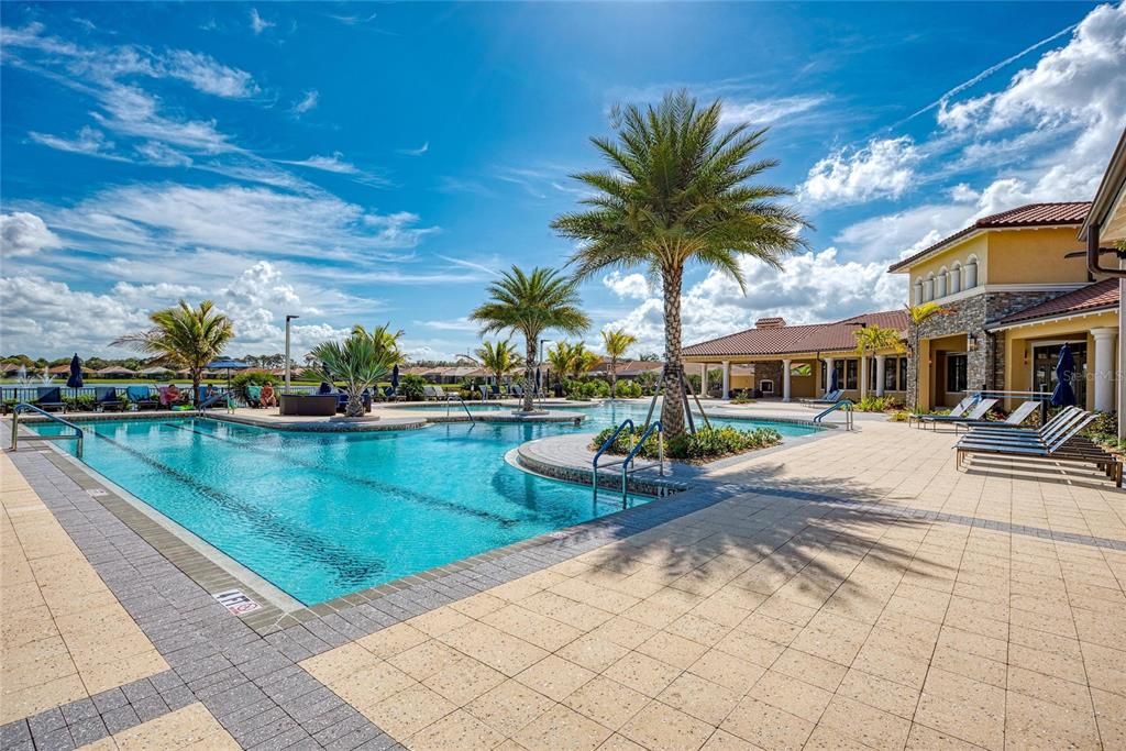 For Sale: $364,900 (2 beds, 2 baths, 1432 Square Feet)