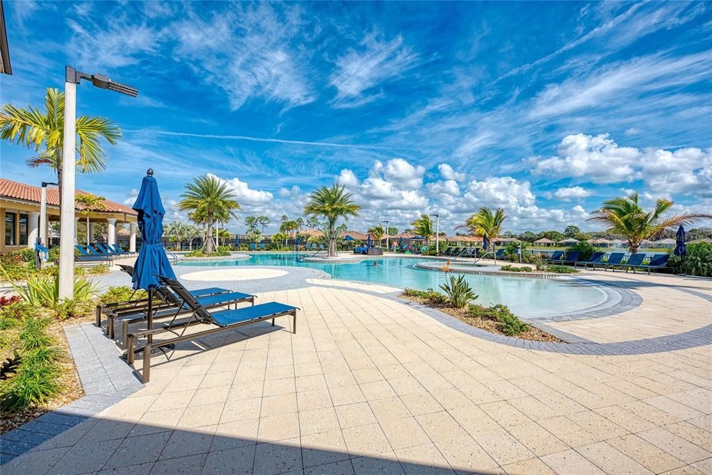 For Sale: $364,900 (2 beds, 2 baths, 1432 Square Feet)