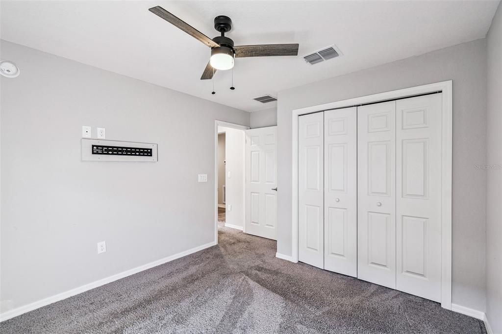 For Sale: $325,000 (3 beds, 2 baths, 1546 Square Feet)