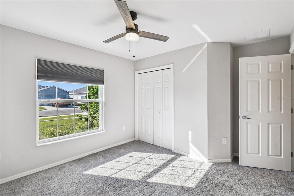 For Sale: $325,000 (3 beds, 2 baths, 1546 Square Feet)