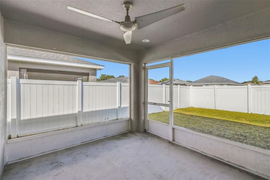 For Sale: $325,000 (3 beds, 2 baths, 1546 Square Feet)