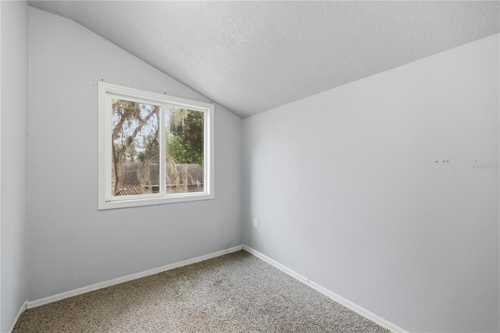 For Sale: $375,000 (4 beds, 2 baths, 2376 Square Feet)