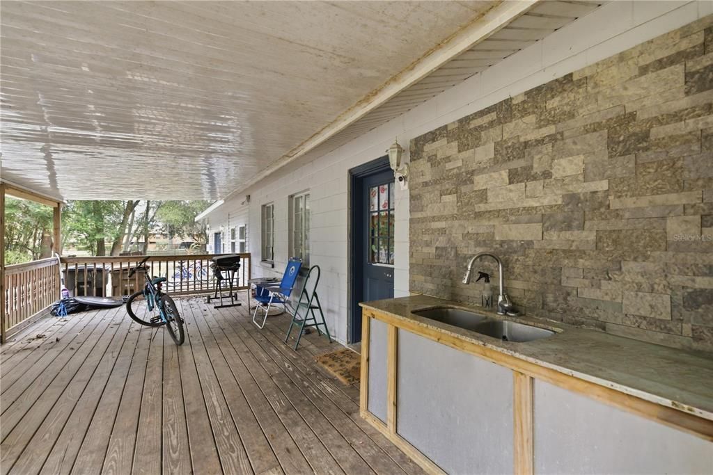 For Sale: $375,000 (4 beds, 2 baths, 2376 Square Feet)