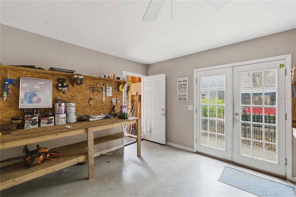 For Sale: $375,000 (4 beds, 2 baths, 2376 Square Feet)