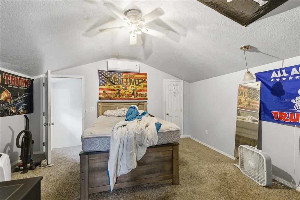 For Sale: $375,000 (4 beds, 2 baths, 2376 Square Feet)