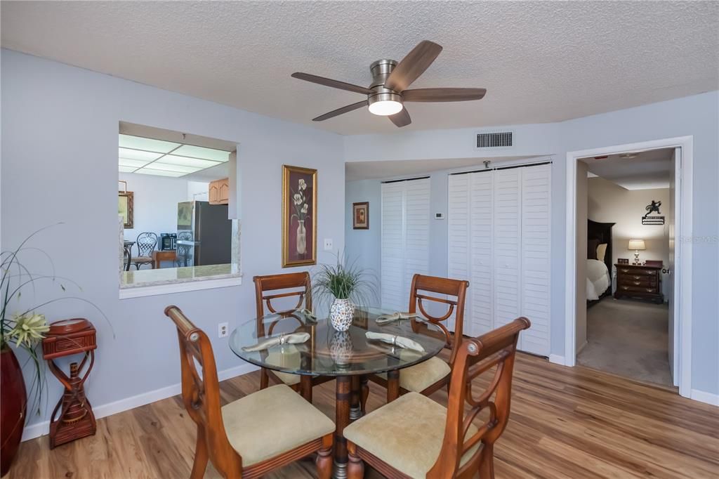 For Sale: $700,000 (2 beds, 2 baths, 1367 Square Feet)