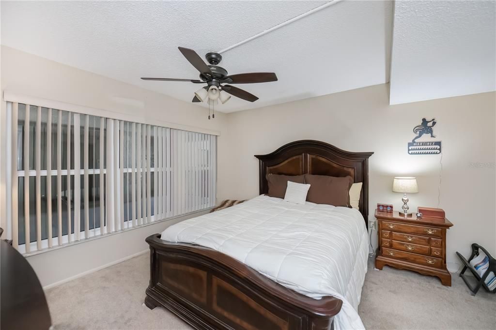 For Sale: $700,000 (2 beds, 2 baths, 1367 Square Feet)