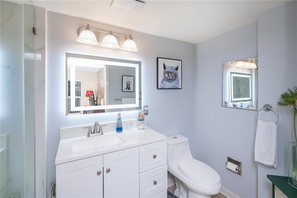 For Sale: $700,000 (2 beds, 2 baths, 1367 Square Feet)