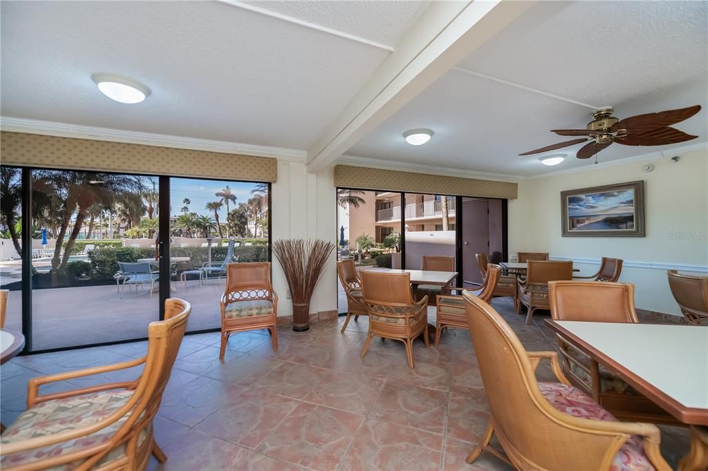 For Sale: $700,000 (2 beds, 2 baths, 1367 Square Feet)