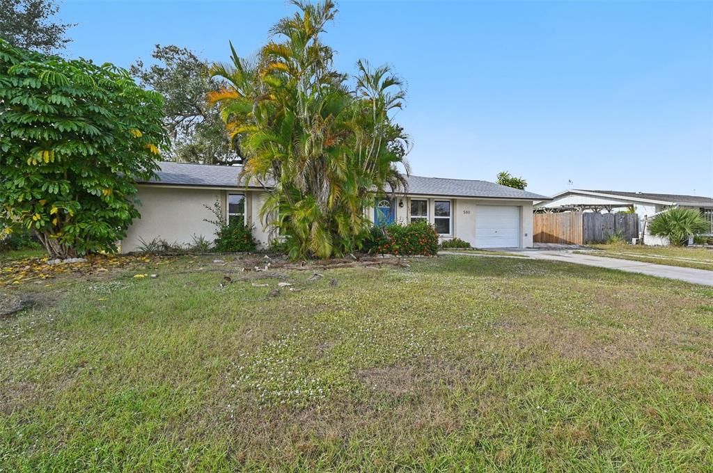 For Sale: $225,000 (2 beds, 2 baths, 1425 Square Feet)