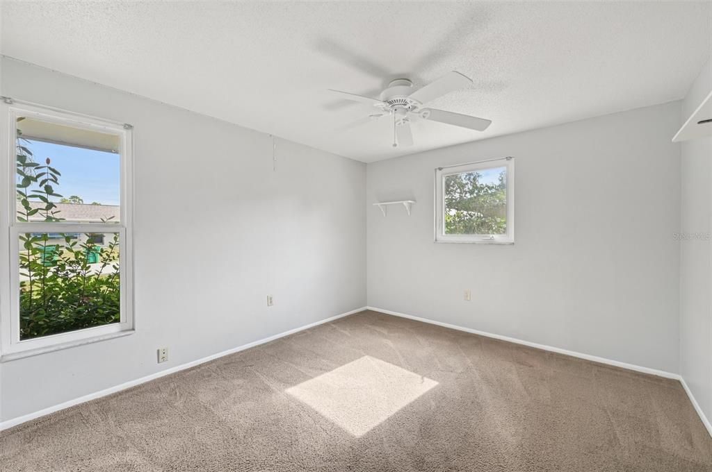 For Sale: $225,000 (2 beds, 2 baths, 1425 Square Feet)