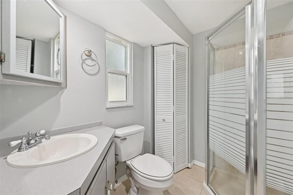 For Sale: $225,000 (2 beds, 2 baths, 1425 Square Feet)