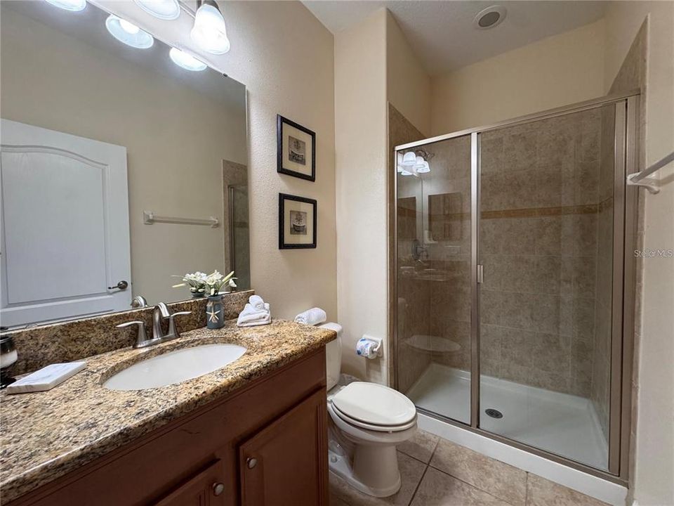 En Renta: $2,400 (4 camas, 3 baños, 1902 Pies cuadrados)