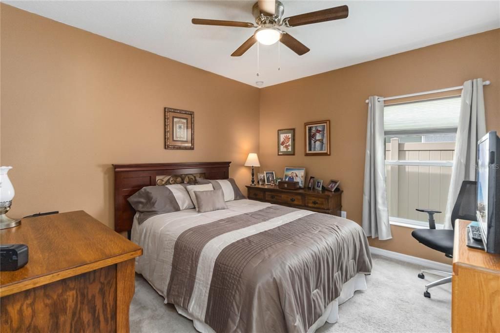 For Sale: $399,900 (4 beds, 2 baths, 1971 Square Feet)