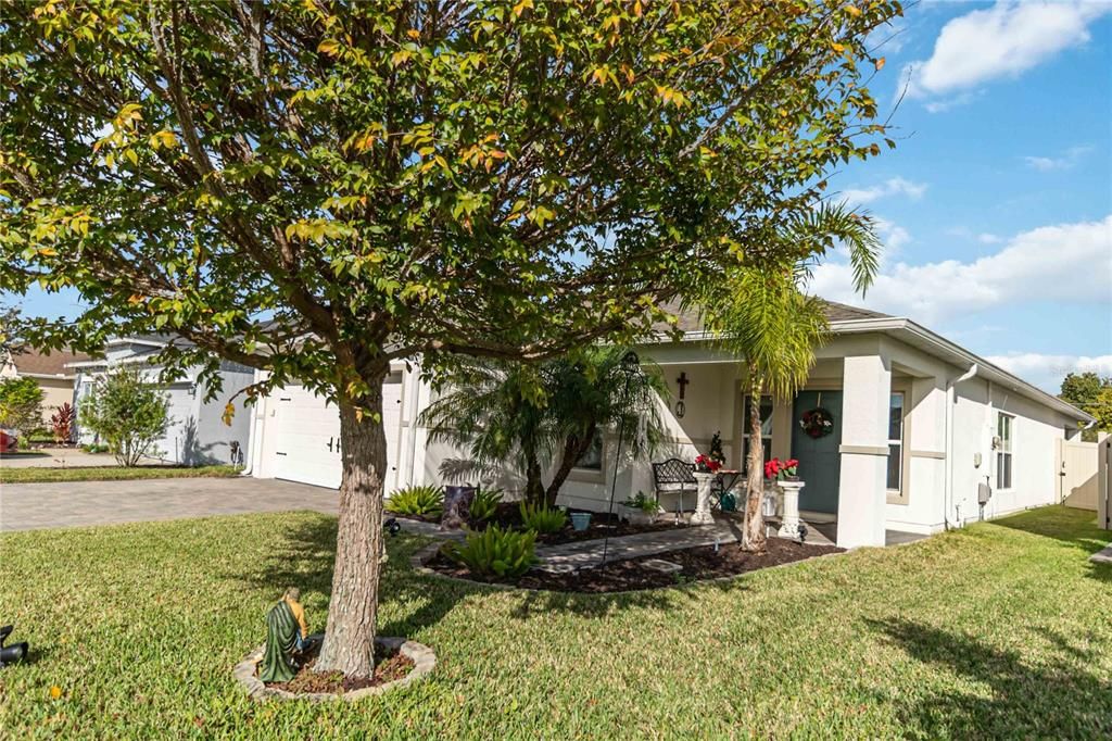 For Sale: $399,900 (4 beds, 2 baths, 1971 Square Feet)