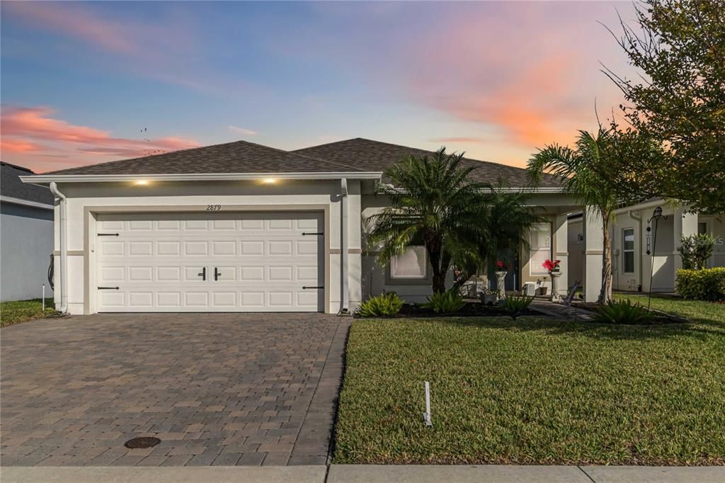 For Sale: $399,900 (4 beds, 2 baths, 1971 Square Feet)