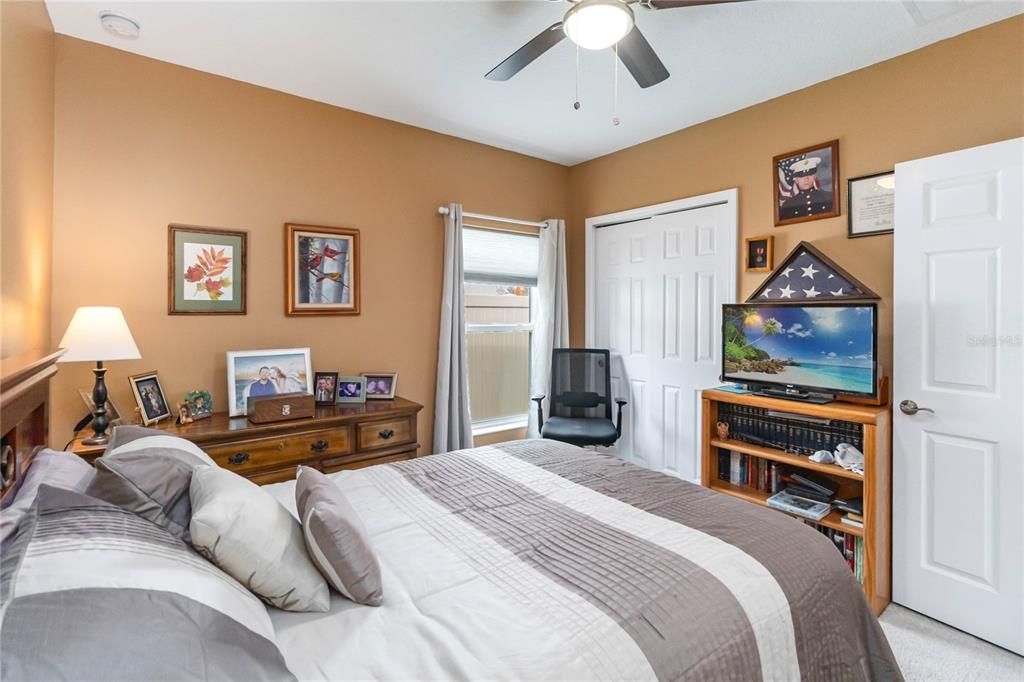 For Sale: $399,900 (4 beds, 2 baths, 1971 Square Feet)